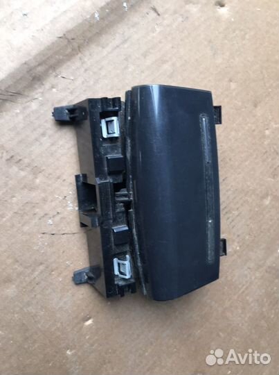 Пепельница Audi A3, 8P0857951(169)