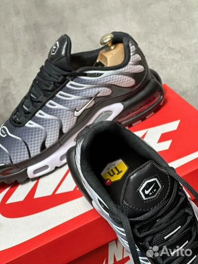 Кроссвоки Nike Air Max Tn Plus