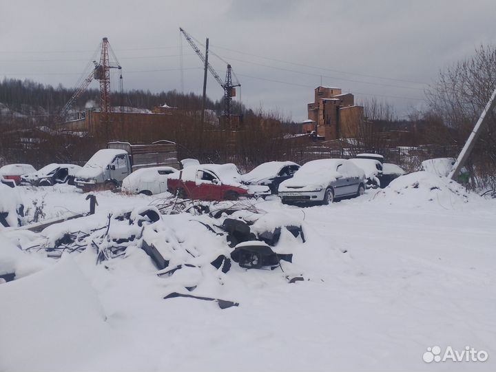 Авторазборка Ухта Дежнева 42