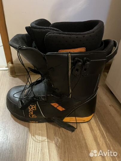 Сноубордические ботинки
