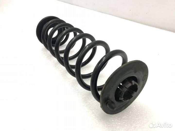 Пружина подвески задняя левая Skoda Octavia 1.6