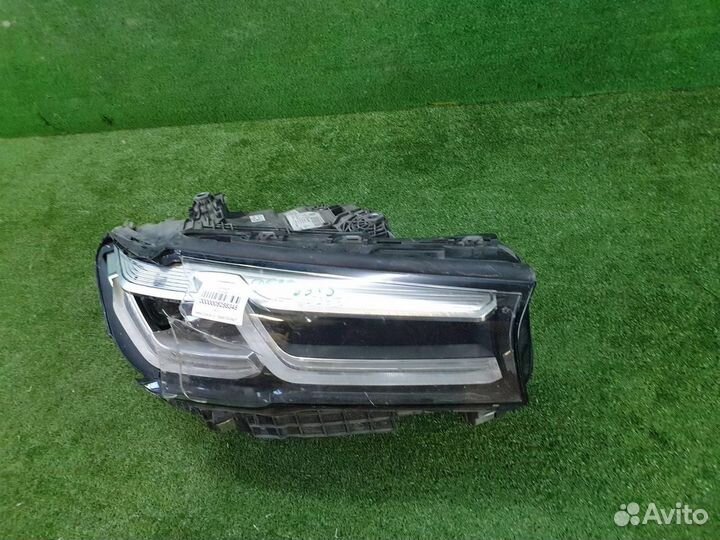 Фара правая BMW 5-Series/M5