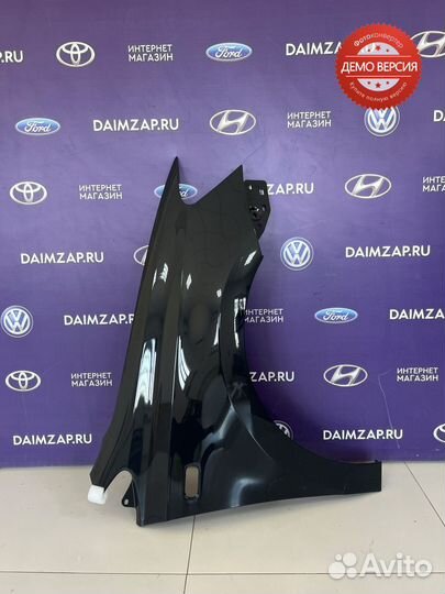 Крыло Volkswagen Polo правое / серый I7F