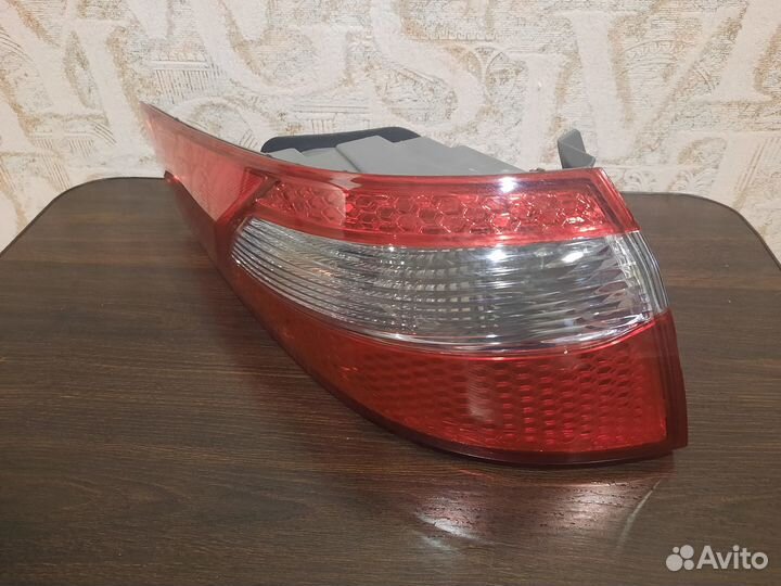 Фонарь задный левый (крыло) Kia Rio 3