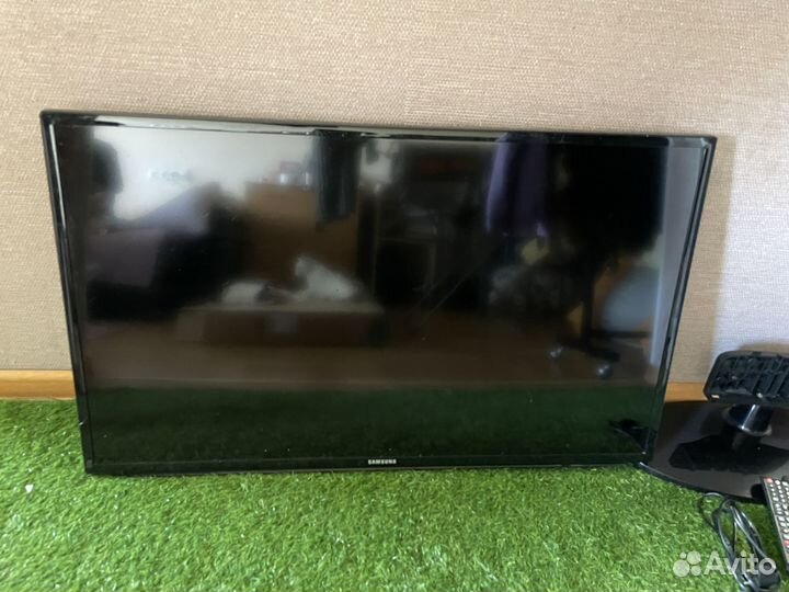 Телевизор Samsung UE40EH5000W
