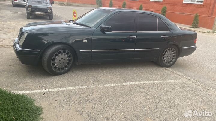 Автомобили