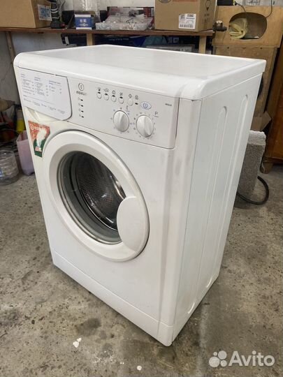 Стиральная машина indesit 5кг