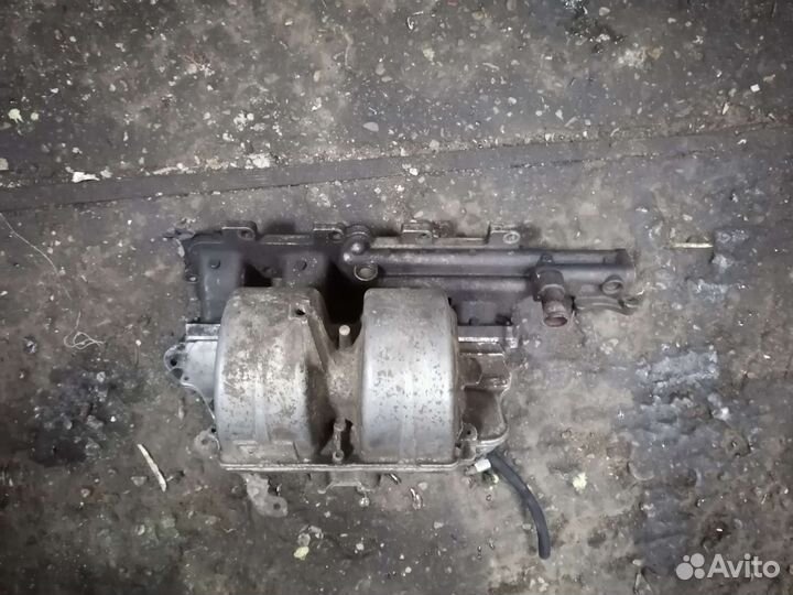 Коллектор впускной Opel vectra b 1,6