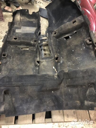 Ковролиновый пол Ford Focus 2