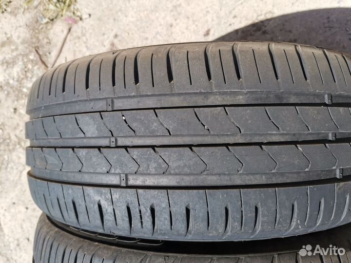 Kumho Ecsta HS51 195/50 R15 82V