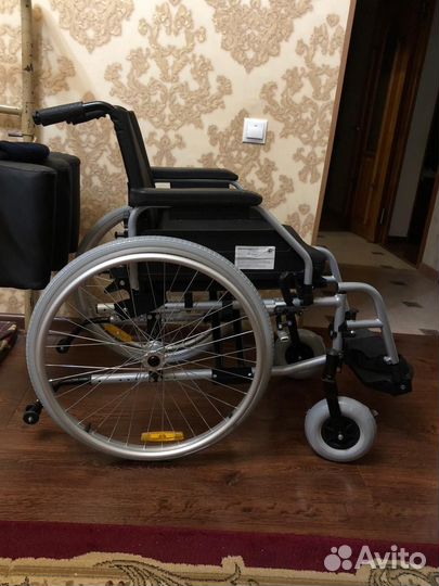 Коляска инвалидная прогулочная
