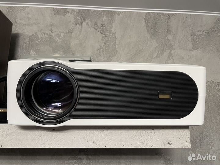 Проектор Everycom YG 625