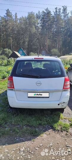 Opel Zafira, 2012