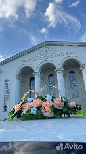 Аренда свадебных украшений на автомобиль