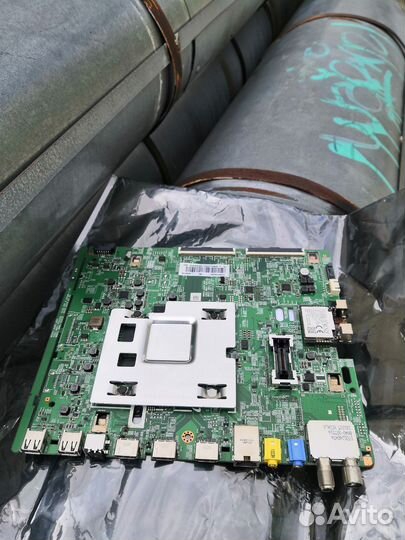 Материнская плата