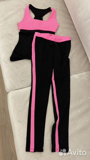 Костюм для фитнеса