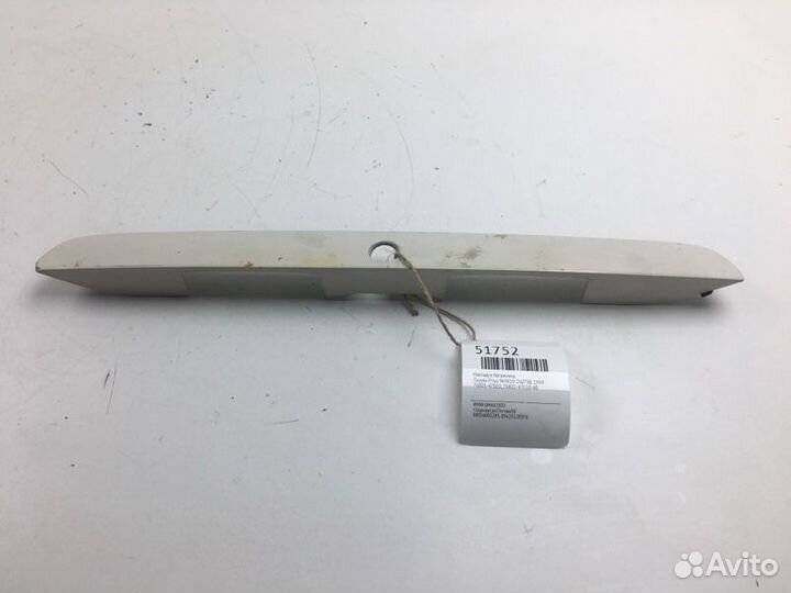 Накладка багажника Toyota Prius NHW10 1nzfxe 1999