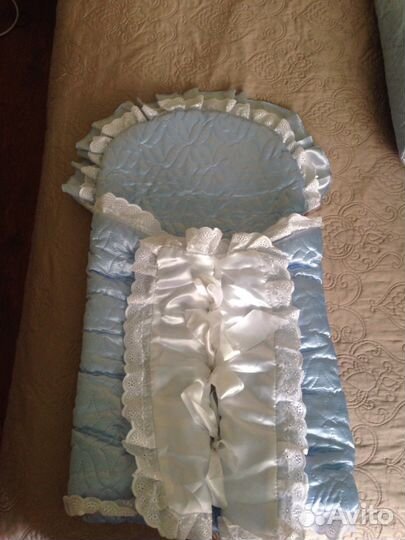 Нарядный комплект для выписки + теплое одеяло в кр