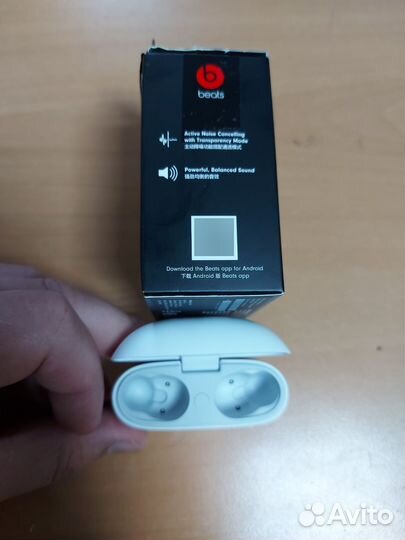 Беспроводные наушники beats studio buds