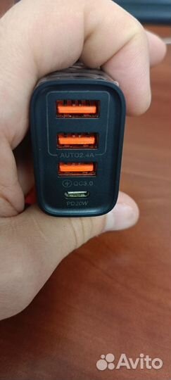 Быстрое зарядное устройство USB Type C с 4 портами