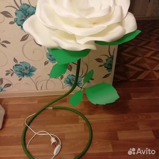 Роза светильник, торшер, ночник из изолона. высота