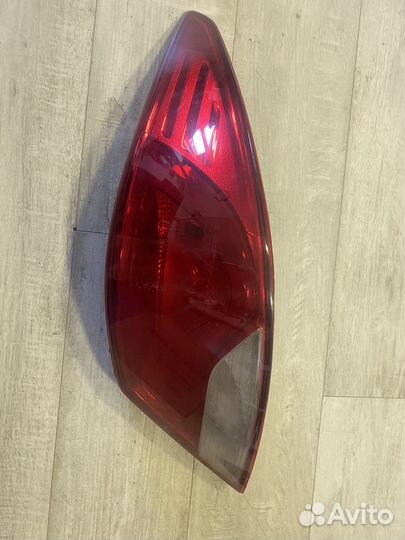 Задняя правая