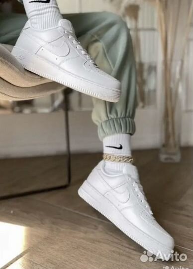 Кроссовки nike air force 1 белые