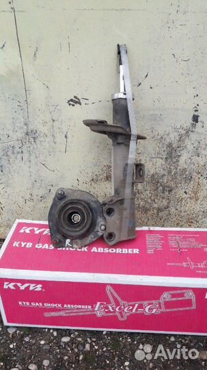 Стойки Hyndai Elantra