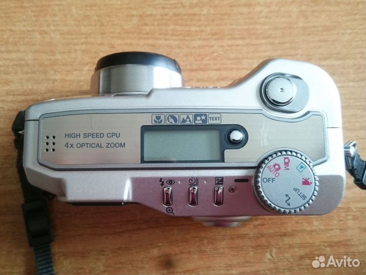 Цифровой фотоаппарат Minolta Dimage S414