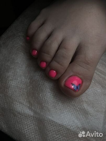 Маникюр педикюр