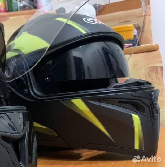 Мотоциклетный шлем