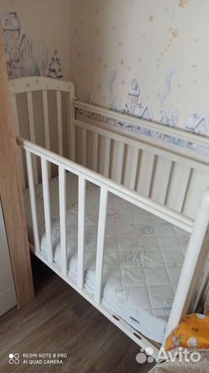 Детская кроватка
