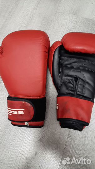 Боксерские перчатки и шлем детские
