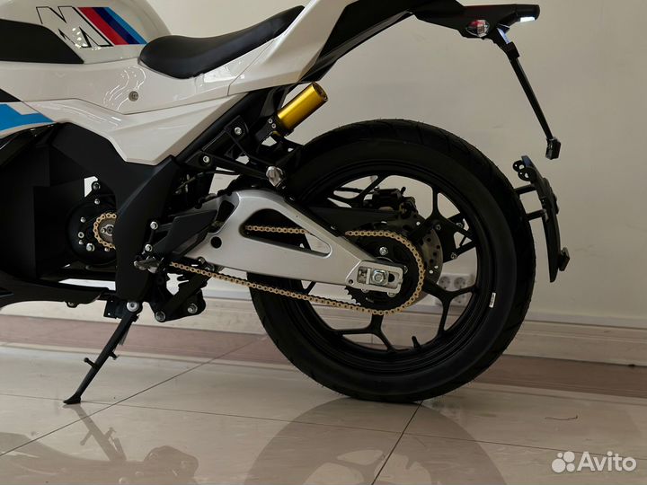 Электробайк BMW RR