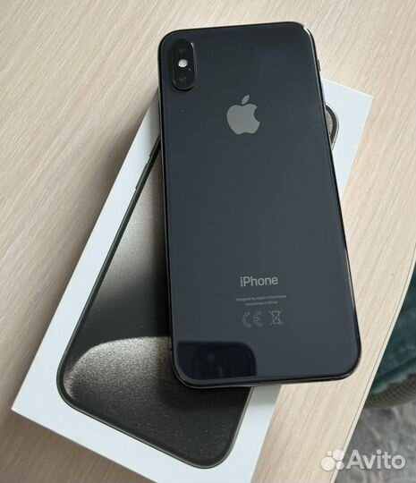 iPhone X, 64 ГБ
