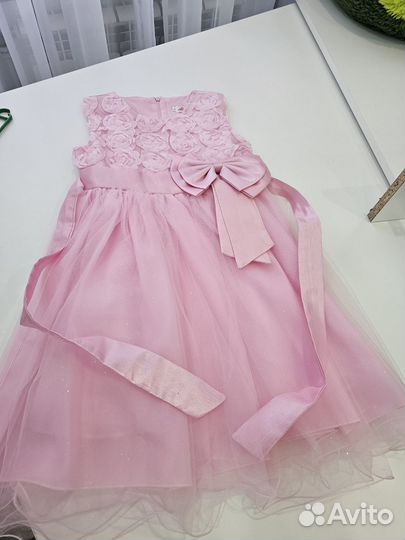 Нарядное платье