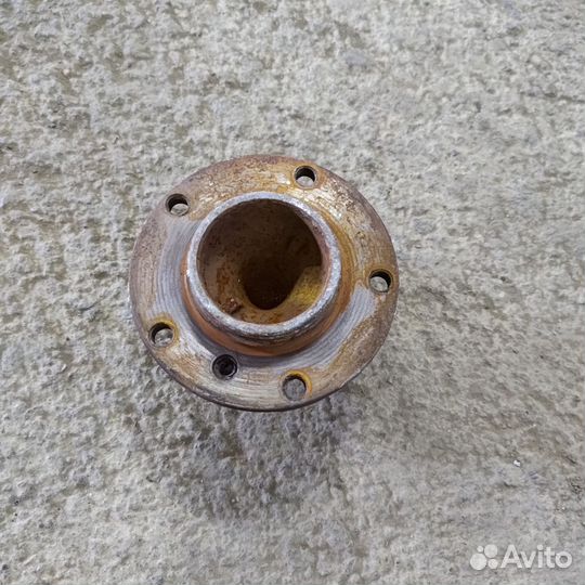 Передний ступичный подшипник bmw 5 e39