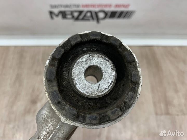 Рычаг верхний правый Mercedes W164 ML 164