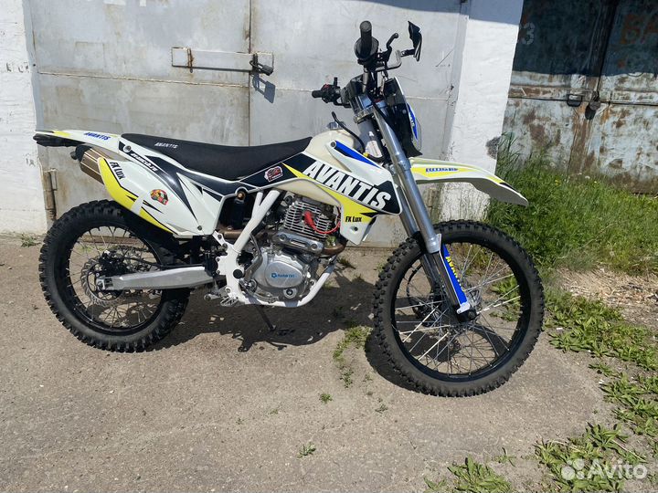 Avantis Fx250 Lux