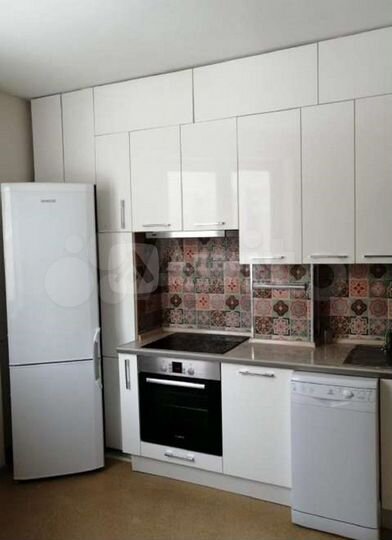 2-к. квартира, 54 м², 3/14 эт.