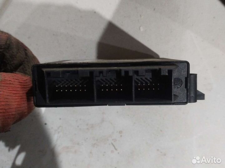 Блок парктроника volkswagen jetta 6