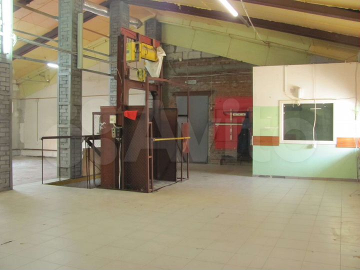 Склад, 570 м²