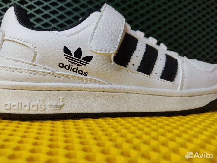 Кроссовки adidas мужские
