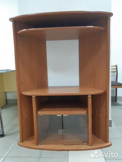 Б-7 Тумба под телевизор 123