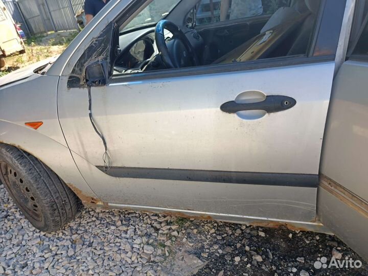 Дверь левая передняя Форд Фокус 1