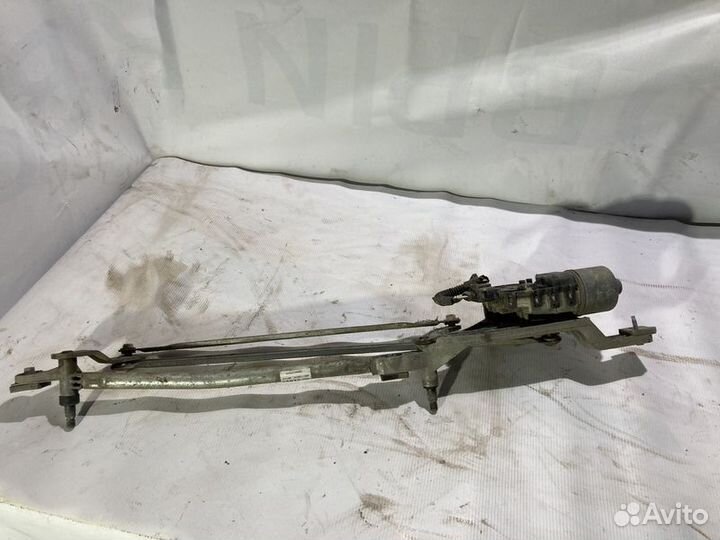 Моторчик стеклоочистителя передний Ford Focus