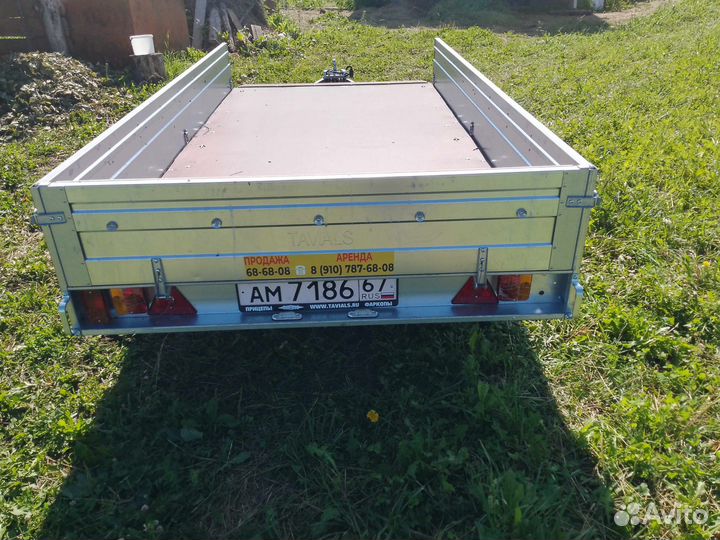 Прицеп легковой