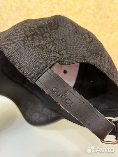 Бейсболка Gucci Кепки