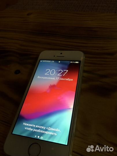 Телефон iPhone 5s