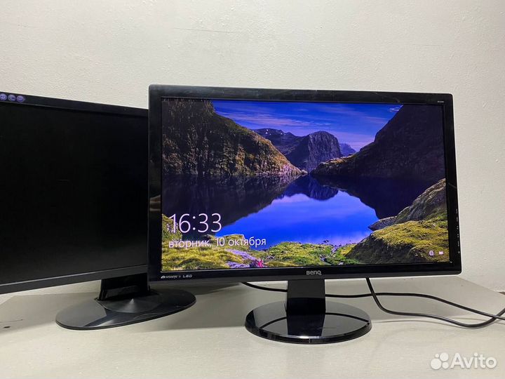 Мониторы 2 шт 24 диагональ / дефект